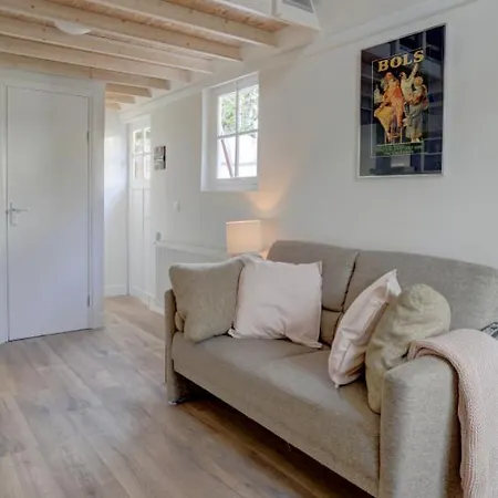 Lovely Tiny House Apartment Amstelveen